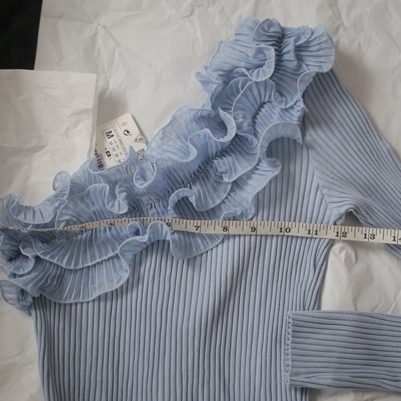 NWT One Shoulder Blue Crop Top. - Picture 10 of 13